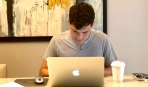 Read more about the article The Best Travel Insurance for Digital Nomads