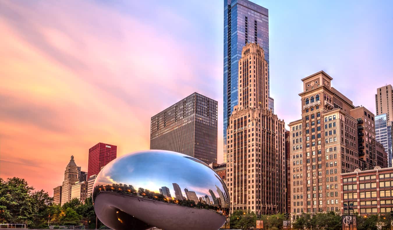 You are currently viewing The 12 Best Things to Do in Chicago