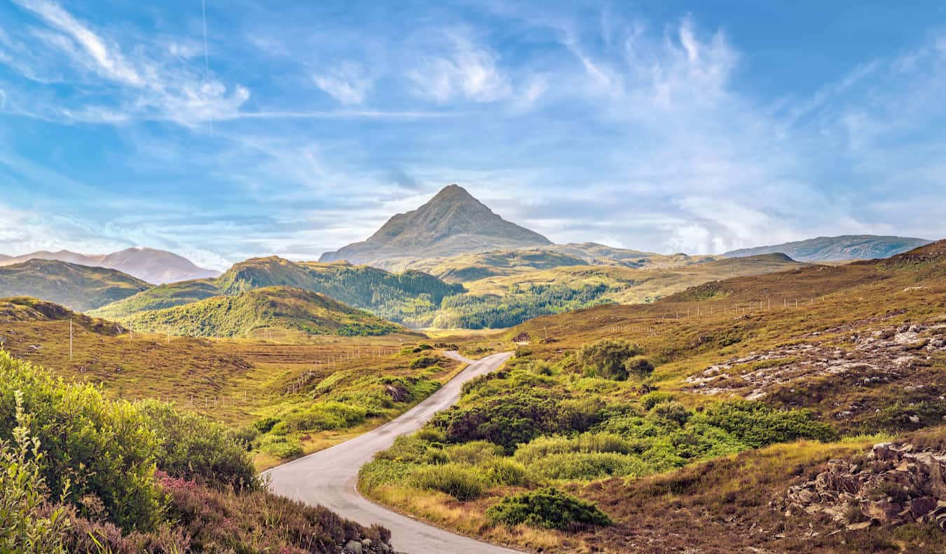 You are currently viewing 10 Scotland Road Trip Tips You Need to Know Before You Go